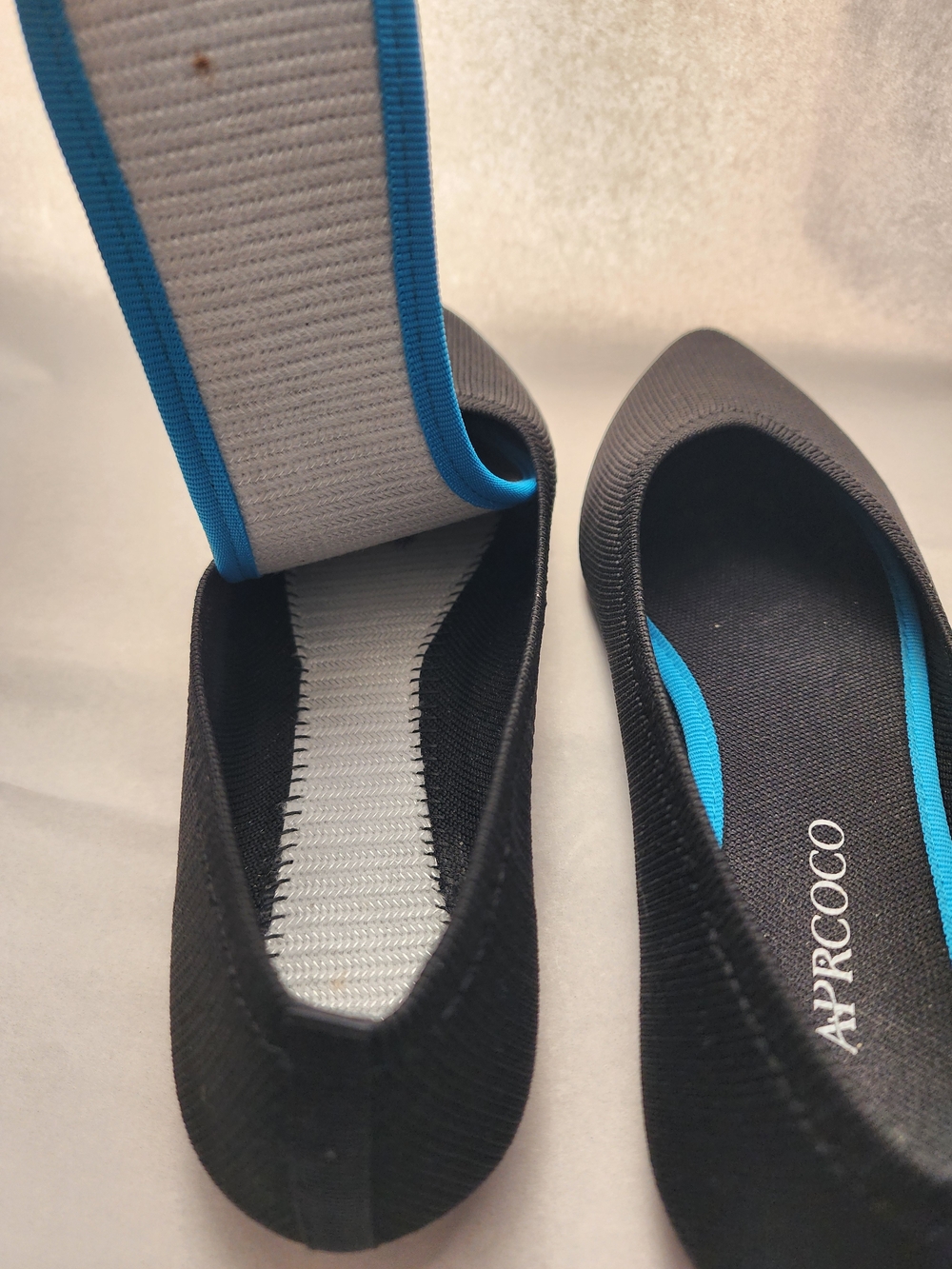 Aprcoco Shoes Ballet Flats Sz 6 black pointed-toe knitted ballet flats - Picture 3 of 3